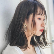 ミディアムヘアのグラデーションカットで最旬おしゃれをゲット！おすすめスタイル【8選】