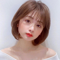 オルチャンへアの鍵は、根強い人気のシースルーバングの内巻きボブ