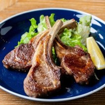 美意識の高い女子は密かに通っている！？1人でもフラッと立ち寄れる“熟成仔羊焼肉”