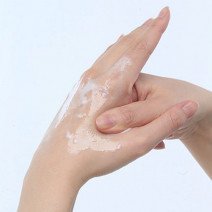 毎日行うべきハンドケアはこれ！3ステップで手指をしっかり保湿【美的GRAND】