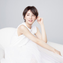 北川景子さんインタビュー｜中3以来のショートヘア。メイクやスタイリング、ファッションに変化あり！？