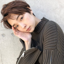 中性的な髪型【15選】｜ジェンダーレスな魅力で一歩先を行く大人女子のおしゃれヘア