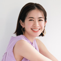 大人の程よい薄メイク術｜1日中キレイをキープできるメイクをH＆M中山友恵さんが伝授【美的GRAND】