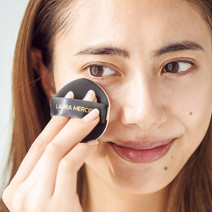 疲れているけど、少しだけならがんばれる…そんな朝のヘア&メイクのポイントを解説