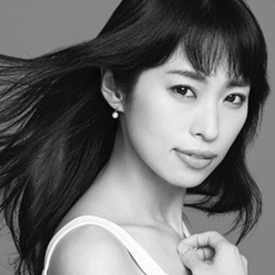 美容家 岡本静香さんの今季イチオシの美白アイテムとは？ リピートしている愛用品もご紹介