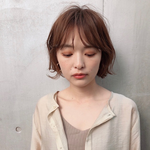 人気継続の外ハネヘアが大人かわいい「ミニマムボブ」