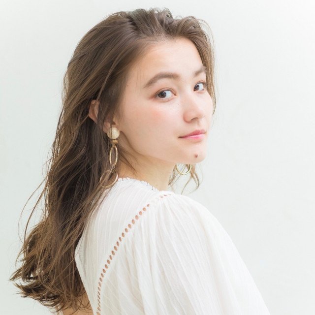 6ac2397867767a902ce2217f0a58282f-5-640x640