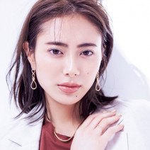 ルナソルのグリーンライナーでおしゃれな目元に♪ デイリー使いできるポイントを人気H&Mが伝授