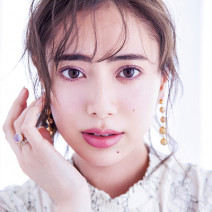 カネボウ、ジルスチュアート、コフレドール…ラベンダーカラーのアイシャドウで女らしさUP♪