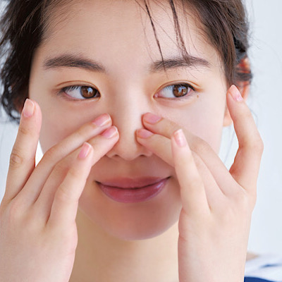 毛穴に…形状記憶ジェルにすっぴんパウダーetc….｜たるみや開きをケアして肌に透明感♪