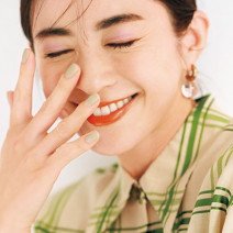 モデル・高垣麗子さん「“透明感カラー”でメイクしたい」メイクボックスの中身を大公開【美的GRAND】