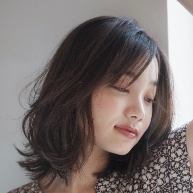 くびれヘアで色っぽ美人に変身 ボブ ミディアム 長さ別の夏ヘアカタログ 美的 Com くびれヘアで色っぽ美人に変身 ボブ ミディアム 長さ別の夏ヘアカタログ 美的 Com