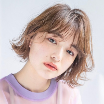ふわふわパーマで抜け感を！ゆるっとしたカールが魅力のヘアスタイル【長さ別】