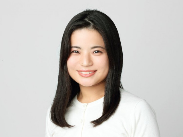 パサついている毛先からなじませる