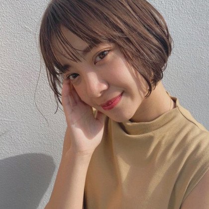 顔が大きい って悩む人にみてほしい 上手に顔型をカバーした髪型例 19選 美的 Com