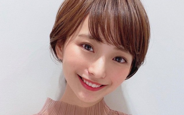 髪型で小顔に見せるヘアカタログ ショート ボブやロングのおすすめをご紹介 美的 Com