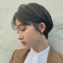 髪アッシュ｜人気のアッシュ系の髪色カタログ＆市販のおすすめヘアカラーまとめ
