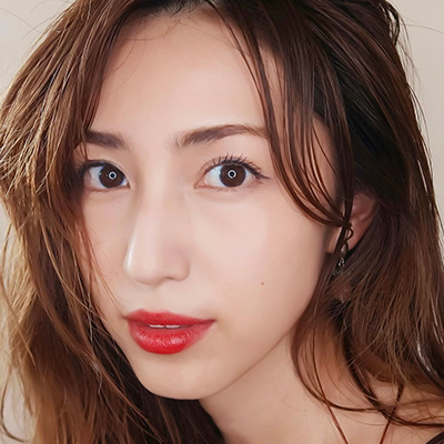 マスク生活でたるんだ顔を引き締める！「夏の赤リップメイク」【有村実樹の美LIFE ＃27】