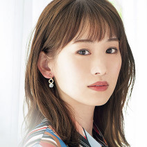 元宝塚トップ娘役・愛希れいかさんのメイク術｜崩れないメイクの秘訣は舞台メイクにあり！？