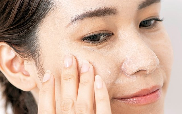なかなか取れない 角栓の上手な取り方 毛穴ケアアイテムをご紹介 美的 Com なかなか取れない 角栓の上手な取り方 毛穴ケアアイテムをご紹介 美的 Com