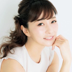 石井美保さんが選んだ“エイジングコスメ”第1位は？「くすみが増していく肌に、1度塗っただけで効果を発揮」【美的GRAND】