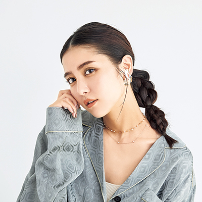 今年の夏は 三つ編み笹団子ヘア がオススメ ゴム3つでできるおしゃれアレンジにトライ 美的 Com