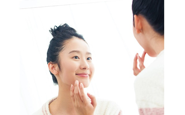 お悩み消滅させます 大人ニキビの治し方 を皮膚科医 美容のプロに聞きました 美的 Com