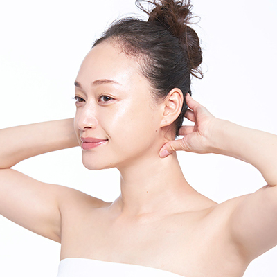 「首」のシワ、本気で撲滅PROJECT｜やれば結果が出せる！首の大ジワ対策法【美的GRAND】