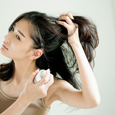 せっかく巻いた髪もすぐにとれる…そんなお悩みを解消する対策法とおすすめアイテムは？