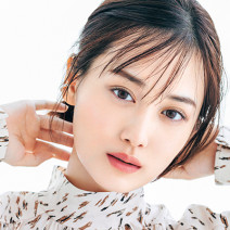 乃木坂46山下美月さんがベイビーミーのモスブラウンのマスカラでクリアな目元に変身♪｜秋のプチプラメイク