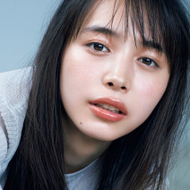 ヴィセ アヴァンのアイシャドウで少女のような瞳を再現｜「知りたい、近づきたい」【美的オリジナルショートストーリー】