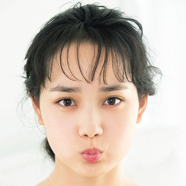 たるみが気になる人必見！「下唇ふー」「ぴよぴよぷー」…ハンズフリーで実践できるエクササイズ3