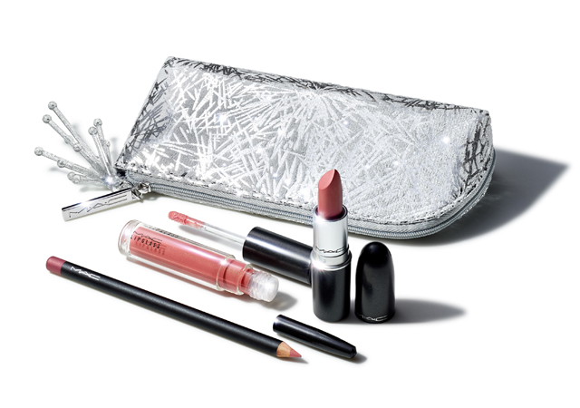 mac_fy21_frostedfireworks_firewerkitlipkit_blush_bagandproduct_3000x3000