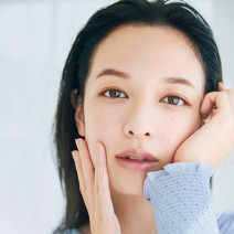 下まぶたに＋ライムグリーンで洗練リラックスな印象に♪ 簡単メイクテク＆おすすめアイテム3選