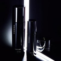 SUQQUのスキンケア最高峰ライン「ヴィアルム」の魅力｜こだわり抜かれた3品をご紹介
