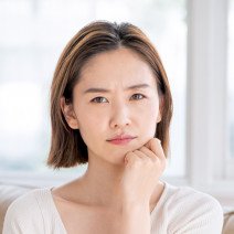 あの手この手で、迎撃！眉間のシワを予防する方法まとめ