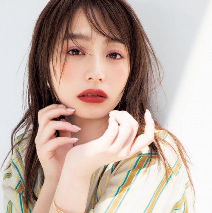 美的流大人っぽ地雷系メイク4選・泣きはらした様な目元を作るメイク術とおすすめ赤系リップ