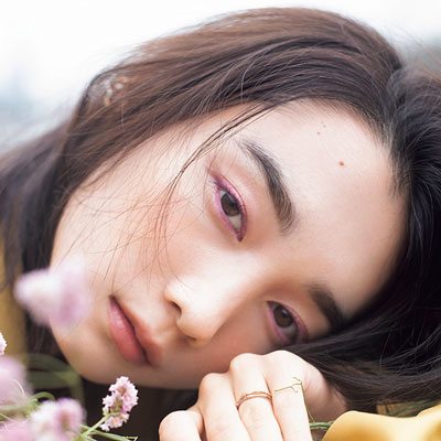 【儚げピンクメイク】甘く使わないフューシャピンクで微熱を帯びた目線に｜じゅわっとにじませ「温感メイク」