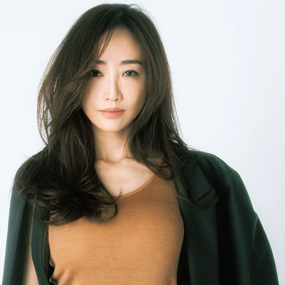 神崎恵さん「年齢を重ねるってパワーアップしていくこと。若々しくありたいと思ったことは一度もありません」【美的GRAND】