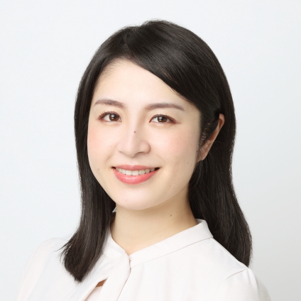 フワフワと飛び出るトップの髪をピンポイントに押さえ込む秘密のワザ！【美容賢者の髪コンプレックス解消vol. 147】