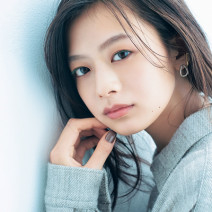 デイリー使いにも◎ RMKのベージュシャドウには何色のカラーマスカラが正解？