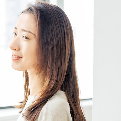 乾かしすぎはNG！髪を乾燥させない乾かし方とは？｜真冬の髪質改善プログラム