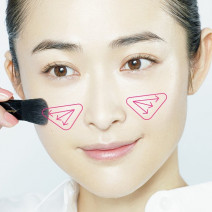 マスク下でも落ちにくいチークの付け方｜ポイントは “位置” と “アイテム”！【美的GRAND】