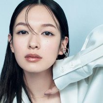 春服にもなじむ♪ SUQQUのグレーアイラインが超使えるワケとは？