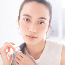 くっきり顔に似合うのは何色のチーク？ 好感度UPのチークテクを伝授！