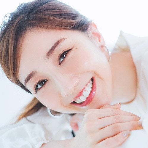 田中みな実さんの愛され艶肌作りにはベースメイクを「みな実買い」愛用品7選
