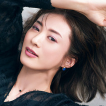 目指すは『媚びない色っぽ顔』大人を美人に変えるラベンダー×フューシャピンクで春メイク【美的GRAND】