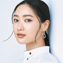最新フェースパウダーってこんなにいい！リキッドファンデにかけるとマスク肌荒れ予防にも【美的GRAND】