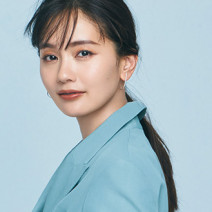 中村ゆりさん「肌はお手入れをすれば強く、美しくなることを知りました」表紙初登場インタビュー【美的GRAND】