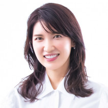 皮膚科医 友利 新先生｜美容と『美的』の20年